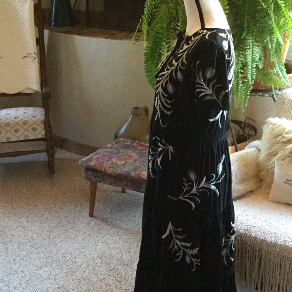 EUC Johnny Was Boho Embroidered Dress - Picture 3 of 7